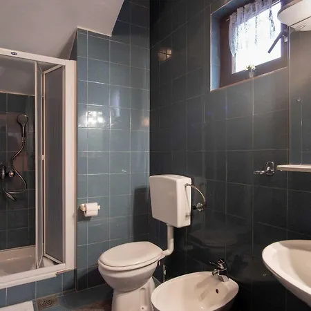 Ostaric Apartamento Mandre