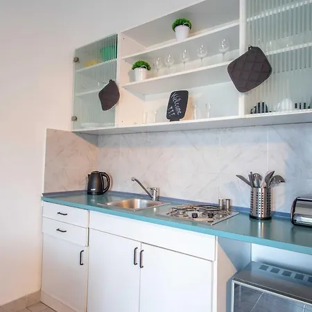 Ostaric アパート *